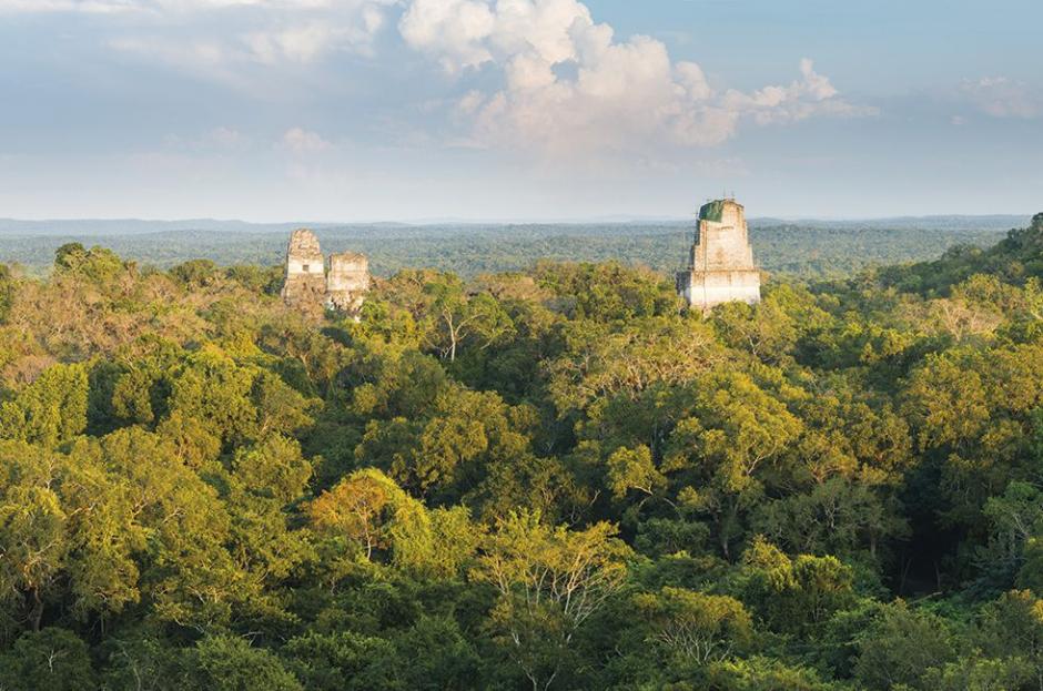 El n&uacute;mero 14 del conteo de un diario espa&ntilde;ol, es para la majestuosa selva petenera: Tikal. (Foto: El Pa&iacute;s)