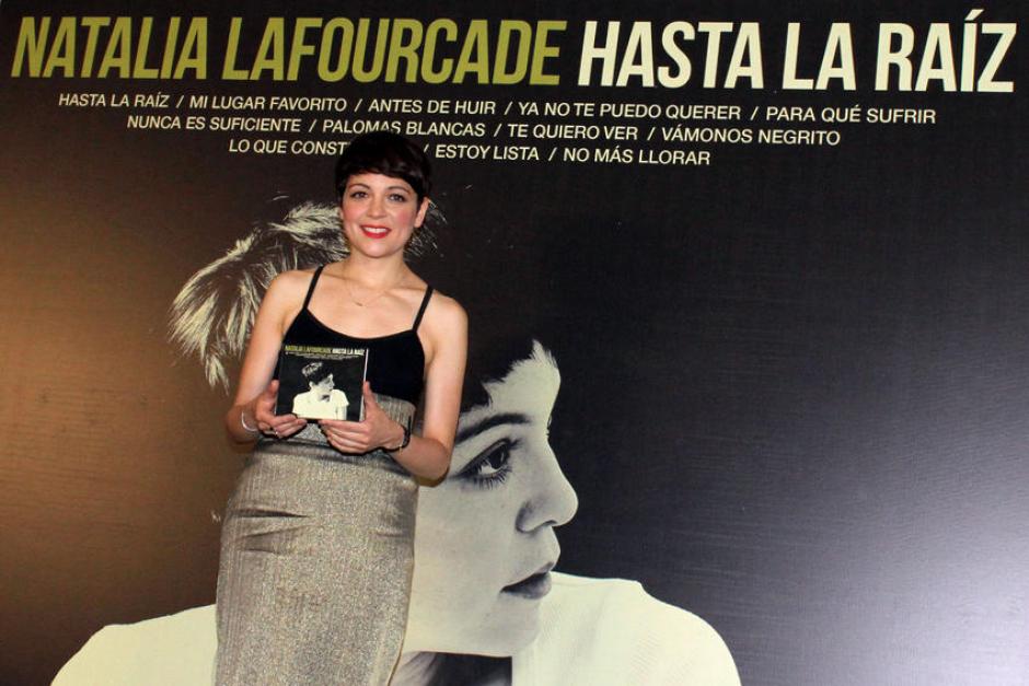 Este mes suspendi&oacute; giras por Italia y Puerto Rico por dolores de espalda, pero sugiere que el tema es algo f&iacute;sico y no est&aacute; relacionado con la pena que carg&oacute; durante meses. (Foto: elsiglodetorreon.com.mx)