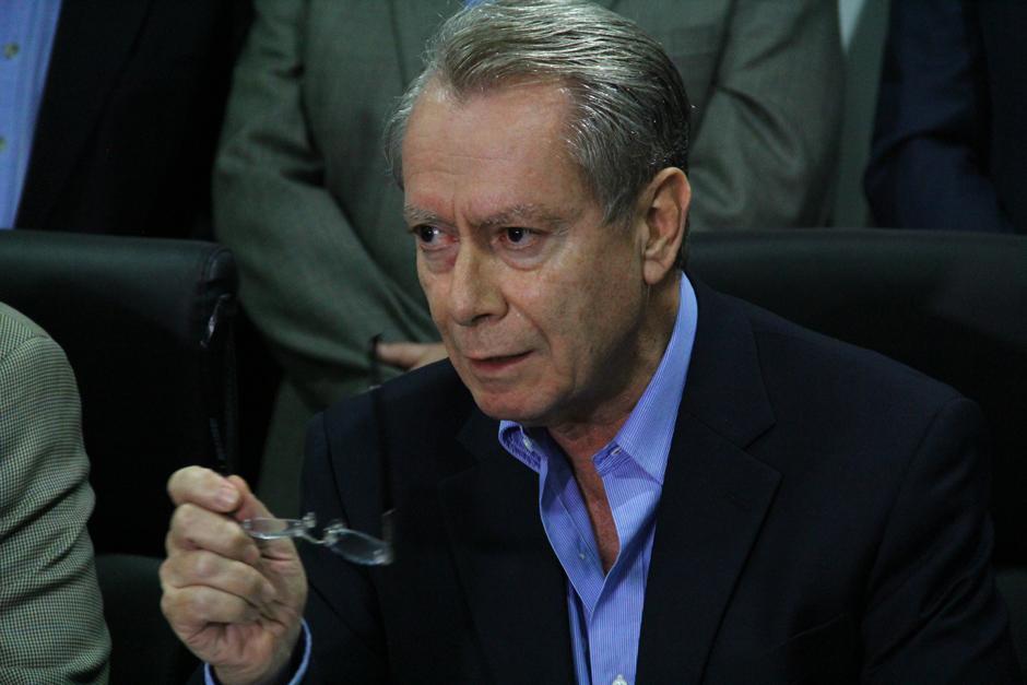 Exigencias de la patronal guatemalteca por parte de su presidente Jorge Briz. (Foto: Alexis Batres/Soy502)