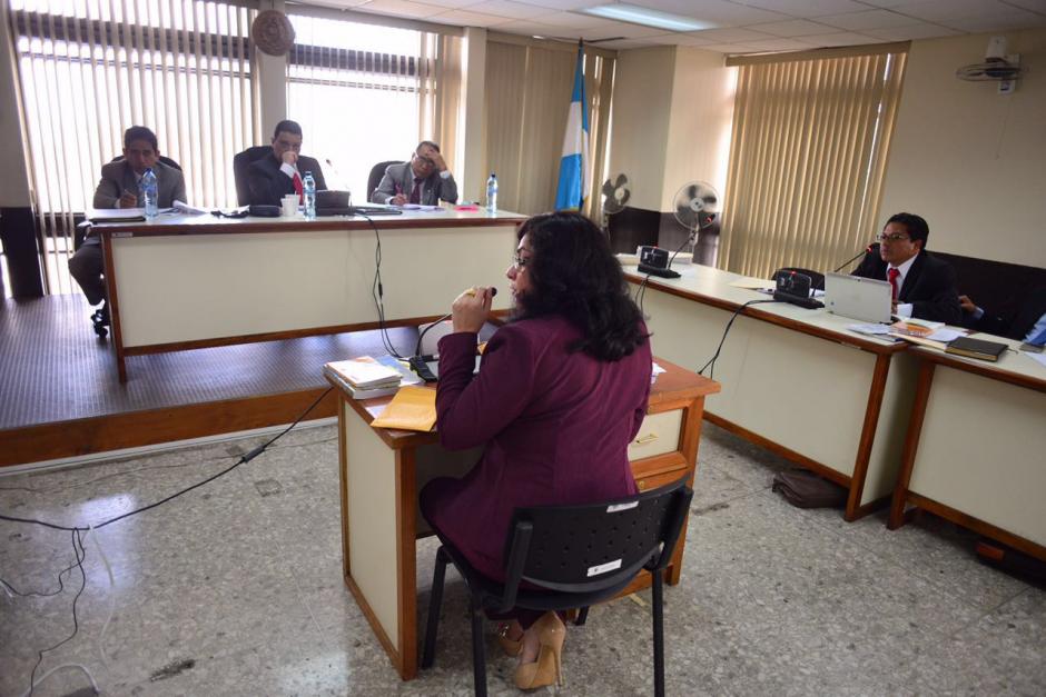 La exjueza Jisela Reinoso durante la audiencia en su contra en el Tribunal Tercero de Sentencia Penal. (Foto: Jes&uacute;s Alfonso/Soy502)