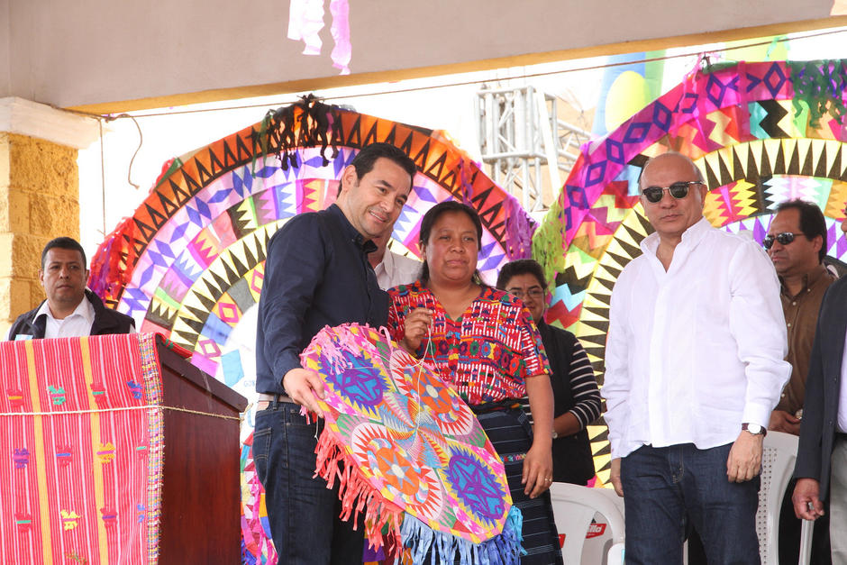 El Mandatario estuvo acompa&ntilde;ado del vicepresidente Jafeth Cabrera. (Foto: Secretar&iacute;a de Comunicaci&oacute;n Social de la Presidencia)