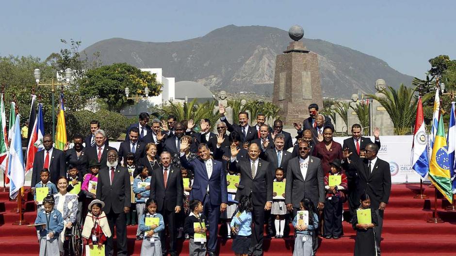 Fotograf&iacute;a oficial de la IV Cumbre de la CELAC, Ecuador 2016. (Foto:&nbsp;rtve.es)