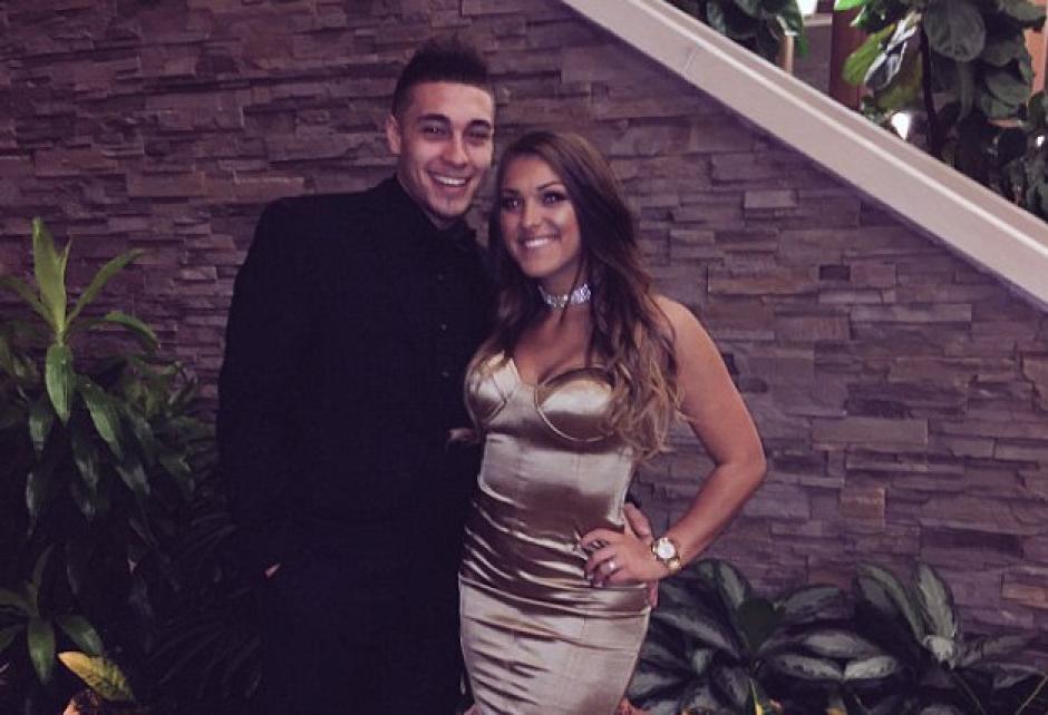 Todo estaba bien hasta que se les ocurri&oacute; tomarse fotos. (Foto: Twitter)