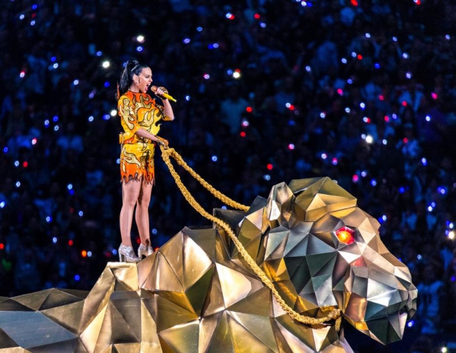 A una semana de llevar su m&uacute;sica al Superbowl, Katy Perry tratar&aacute; de robarse el espect&aacute;culo esta noche en la ceremonia de entrega de los Premios Grammy. (Foto: Grammy Awards)