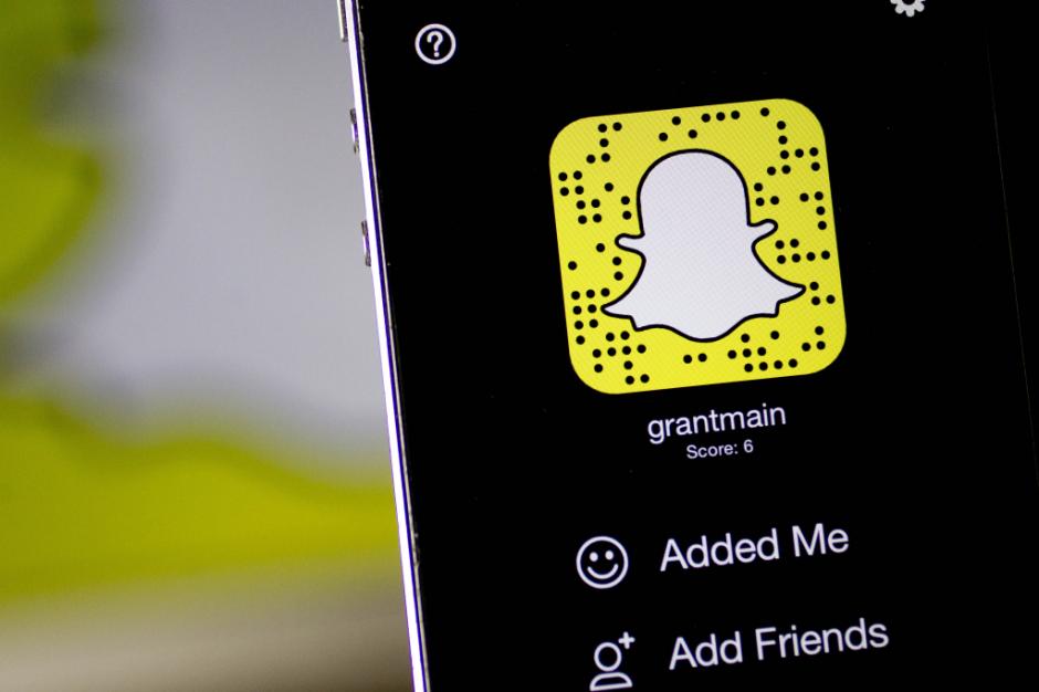 La aplicaci&oacute;n Snapchat tiene varios trucos que puedes aprovechar al m&aacute;ximo. (Foto:&nbsp;fortune.com)