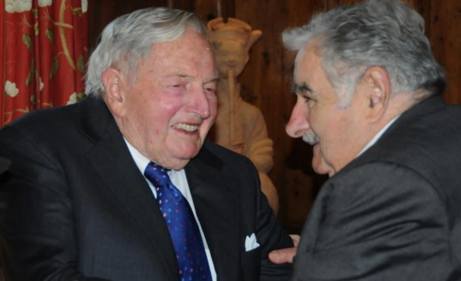 El mandatario uruguayo y el nieto del fundador de la Standard Oil hablaron sobre la legalizaci&oacute;n de la marihuana