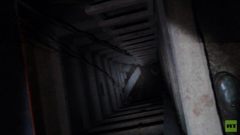 Por medio de este t&uacute;nel, el capo mexicano pudo salir de una prisi&oacute;n de m&aacute;xima seguridad sin ser visto por los custodios. (Foto: RT Actualidad)&nbsp;