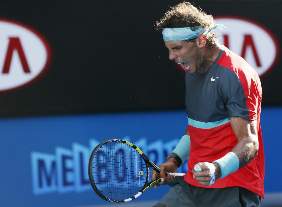 &nbsp;El tenista espa&ntilde;ol Rafa Nadal celebra su victoria ante el b&uacute;lgaro Grigor Dimitrov durante el partido que enfrent&oacute; a ambos en los cuartos de final del Abierto de Australia celebrado hoy, mi&eacute;rcoles 22 de enero de 2014 en Melbourne (Australia). EFE/Made Nagi
