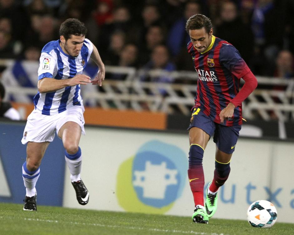 El fichaje de Neymar est&aacute; plagado de anomal&iacute;as por lo que el club FC Barcelona debe pagar una multa millonaria. &nbsp;(Foto: EFE)