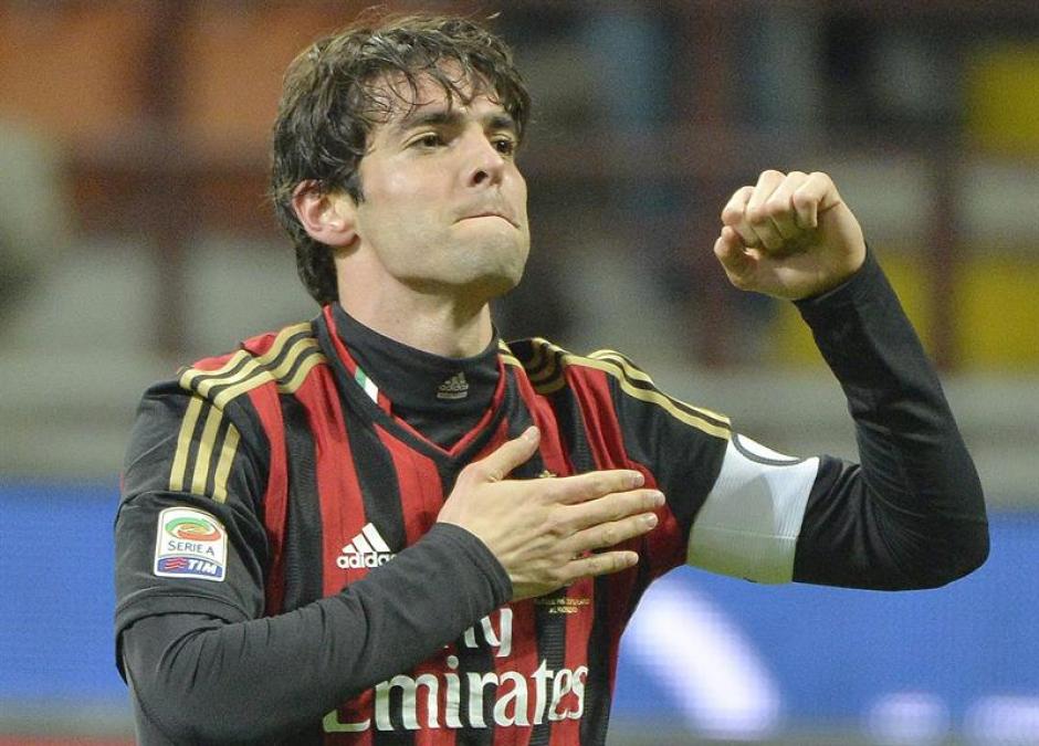 El brasile&ntilde;o Ricardo Kaka gui&oacute; el triunfo del AC Milan frente al Chievo. (Foto: EFE)