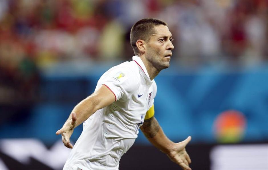 Clint Dempsey apareci&oacute; para darle el segundo a Estados Unidos. (Foto: EFE)