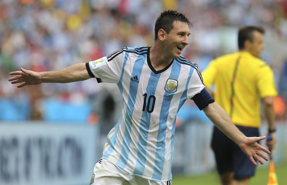 Messi gui&oacute; a Argentina hasta la final, donde la selecci&oacute;n sudamericana cay&oacute; en la pr&oacute;rroga ante Alemania. (Foto: EFE)