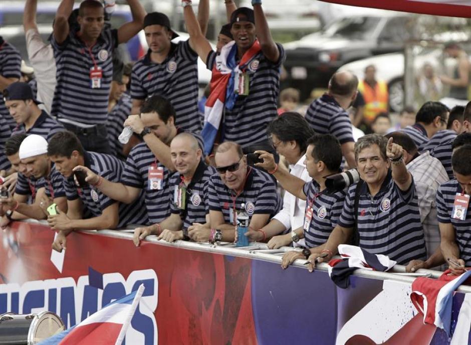 Los seleccionados costarricenses fueron recibidos como h&eacute;roes en su pa&iacute;s tras su paso en el Mundial. (Foto: EFE)