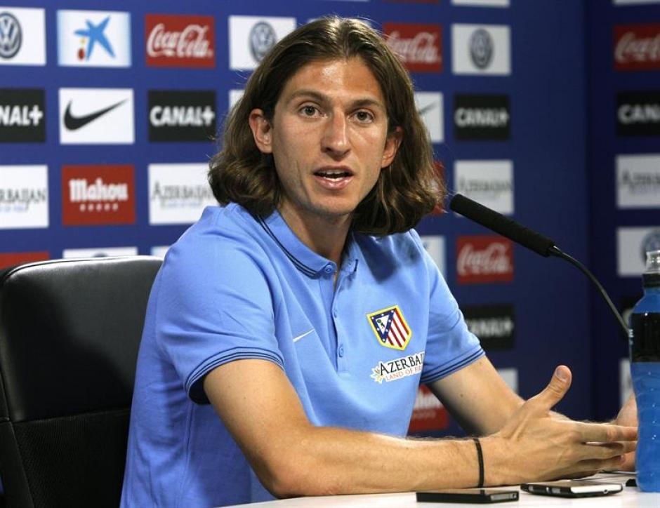 Filipe Luis se despide del Atl&eacute;tico de Madrid despu&eacute;s de cuatro a&ntilde;os con el club. (Foto: EFE)