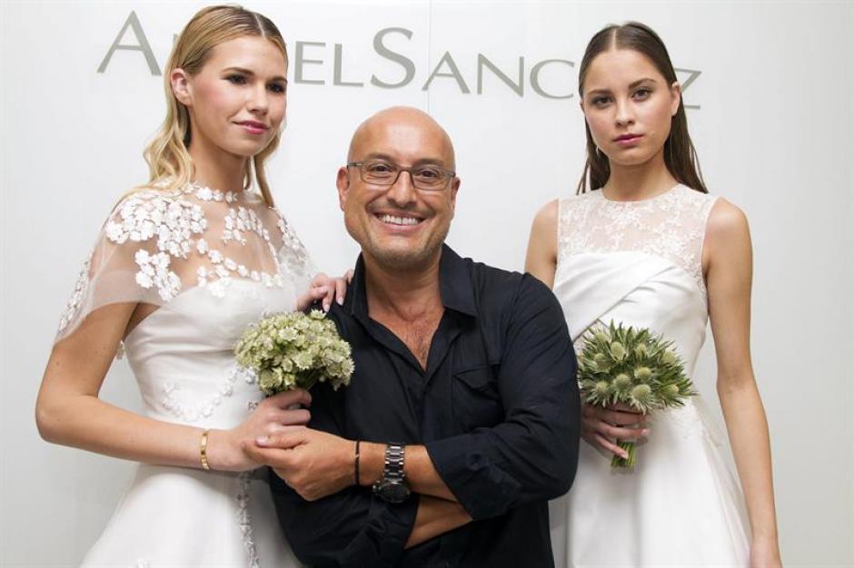 Chantilly, seda, organza y crep&eacute; fueron algunos de los tejidos elegidos por S&aacute;nchez, que present&oacute; en su segunda colecci&oacute;n de novias de este a&ntilde;o. (Foto: EFE)