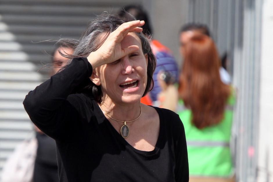 Florinda Meza, la esposa de Roberto Gómez Bolaños apareció este sábado durante el traslado de los restos de su marido. &nbsp;(Foto: EFE)