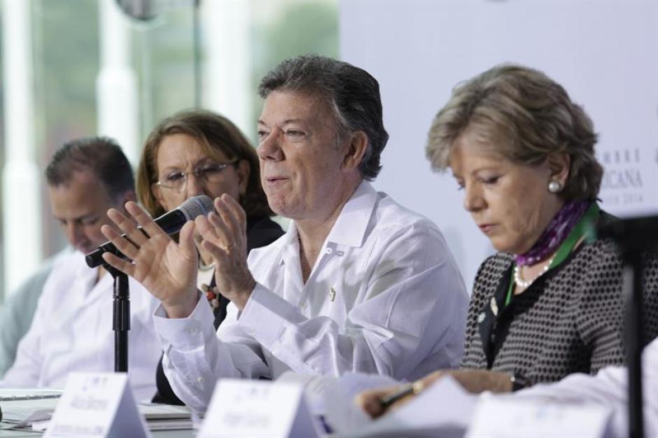 El presidente de Colombia, Juan Manuel Santos, durante la &uacute;ltima sesi&oacute;n abierta de trabajo de la XXIV Cumbre Iberoamericana de Jefes de Estado y de Gobierno, en Veracruz. (Foto: Efe)