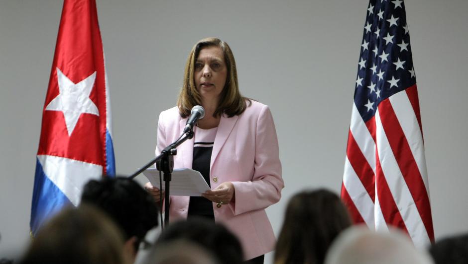 Josefina Vidal,&nbsp;directora del departamento Estados Unidos del Ministerio de Relaciones Exteriores de Cuba,&nbsp;tras la 28 Ronda Migratoria Cuba-EEUU. (Foto: EFE/Ernesto Mastrascusa)