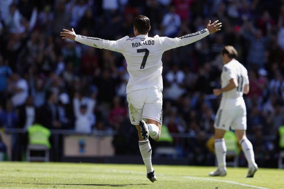 Cristiano Ronaldo logr&oacute; una hist&oacute;rica faena al anotar por primera vez cinco goles. (Foto: EFE)