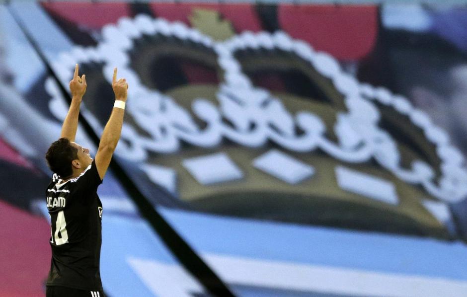 Javier "Chicharito" Hern&aacute;ndez anot&oacute; un doblete para el Madrid. (Foto: EFE