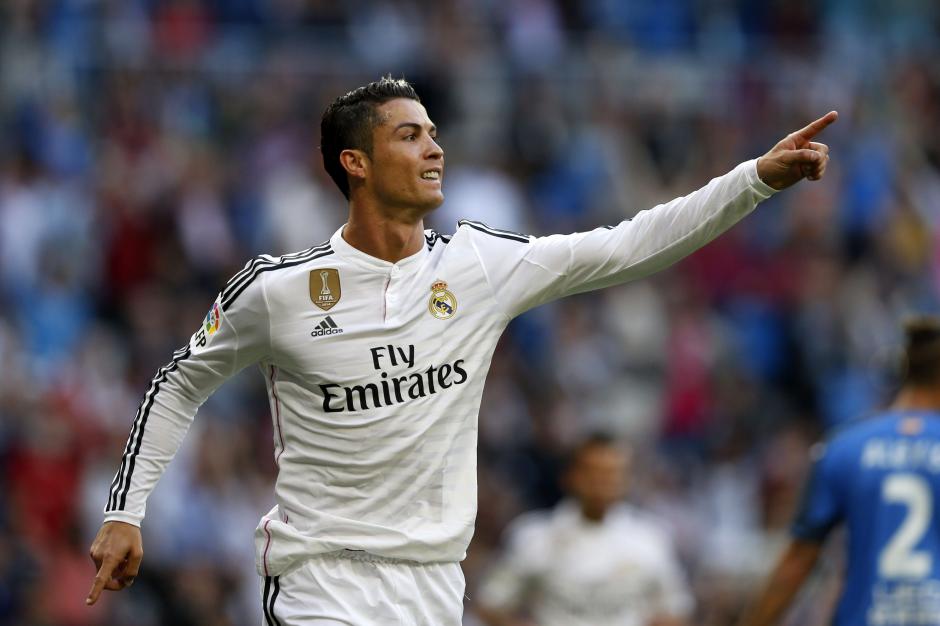 Cristiano Ronaldo se alz&oacute; con su tercer Pichichi tras anotar 48 goles en la temporada 2014-2015 de la Liga Espa&ntilde;ola. (Foto: EFE)