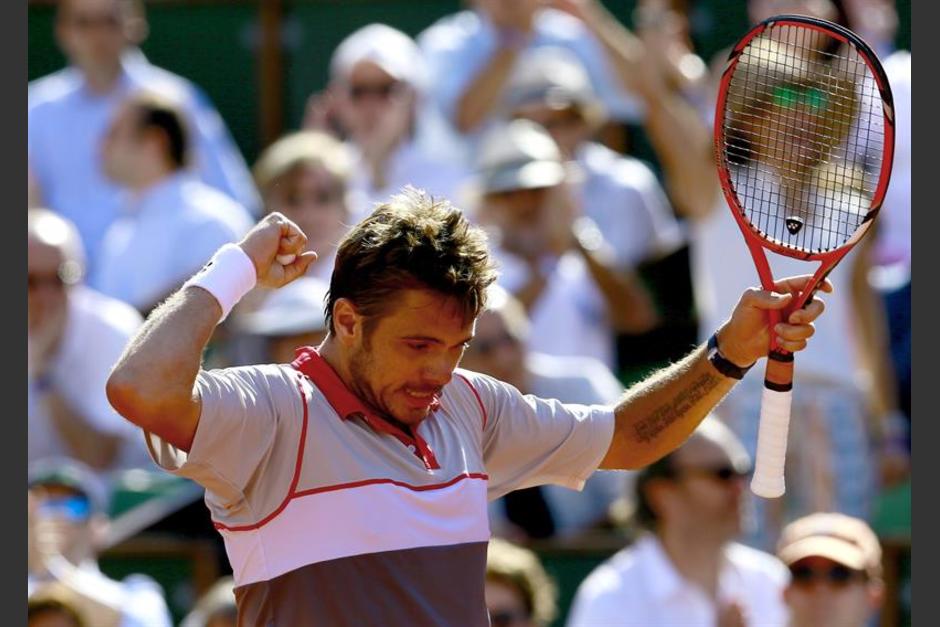 Wawrinka confesó haber "hecho el partido de su vida", tras superar al serbio. (Foto: EFE)
