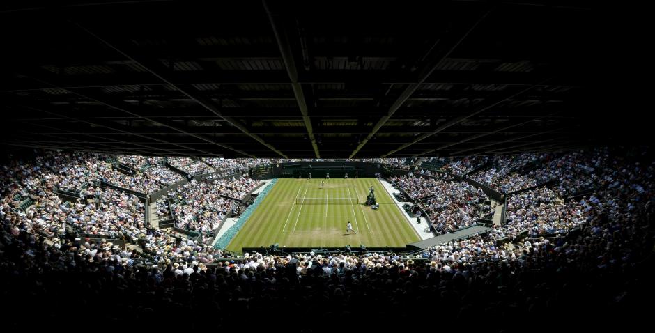 Vista general del All England Club de tenis durante el partido de tercera ronda disputado entre el espa&ntilde;ol Fernando Verdasco y el vigente campe&oacute;n de Wimbledon, el suizo Stan Wawrinka, en Londres (Reino Unido), el, viernes 3 de julio de 2015. (Foto: EFE/Facundo Arrizabalaga)