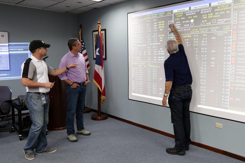 Entre 25 y 30 personas permanecen desaparecidas en la Isla de Dominica tras el paso de la Tormenta Erika. (Foto: EFE)