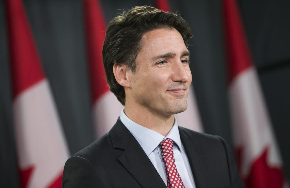 El primer ministro electo de Canad&aacute;, Justin Trudeau, ofrece una rueda en Ottawa, Canad&aacute;. &nbsp;(Foto EFE/Chris Roussakis)