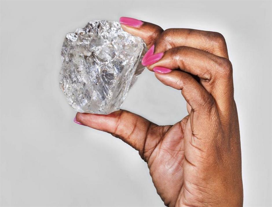 La empresa minera Lucara Diamond Corporation, encontr&oacute; el diamante en una mina de Botsuana, Africa. (Foto: EFE)