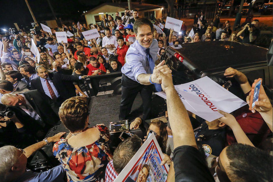 El senador republicano Marco Rubio habla durante un acto de su campa&ntilde;a en Miami, Florida. (Foto: EFE)