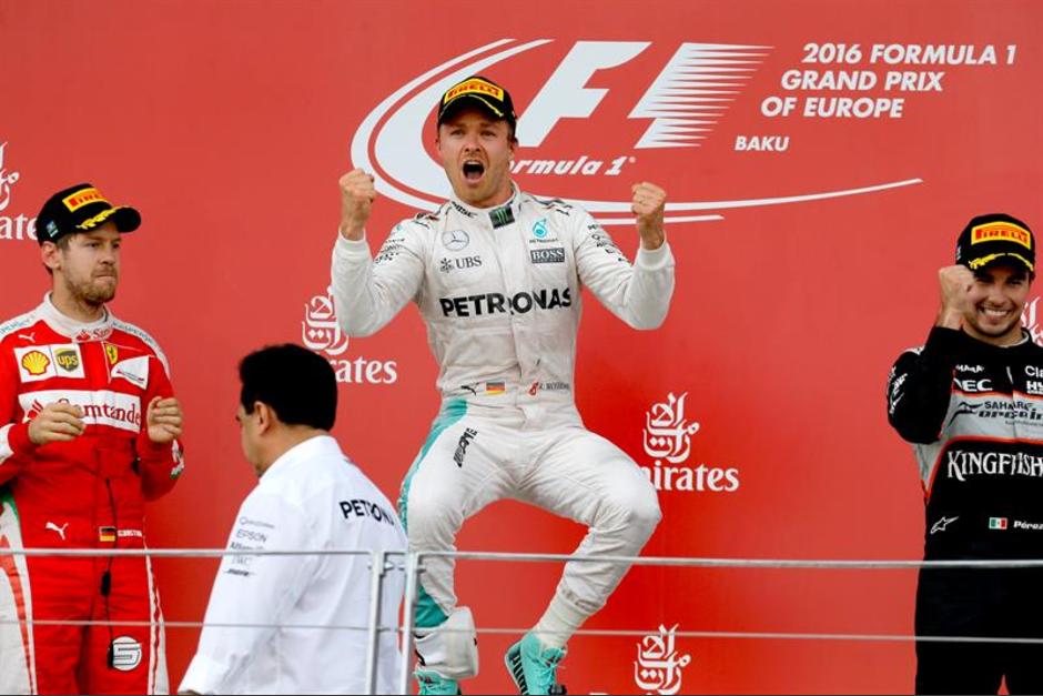 El piloto Nico Rosberg sigue con paso firme en la F1, ahora domin&oacute; en Baku. (Foto: EFE)