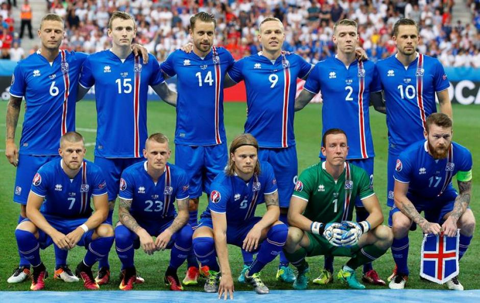 El equipo titular de Islandia en esta Eurocopa (EFE)