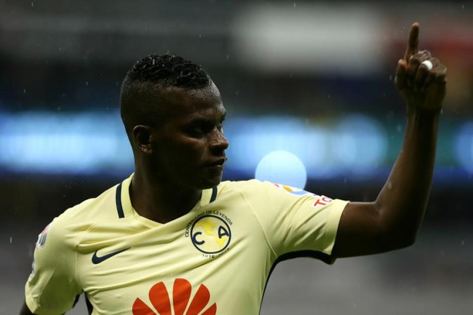 Darwin Quintero celebra su gol ante Chiapas. (Foto: EFE)