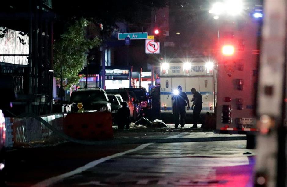 Momentos de tensi&oacute;n se vivieron en el centro de la ciudad. (Foto: EFE) 