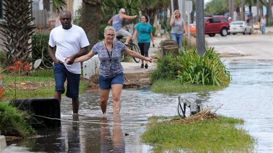 Al momento se reporta un saldo de 19 muertos como consecuencia del paso de Matthew en Estados Unidos. (Foto: EFE)