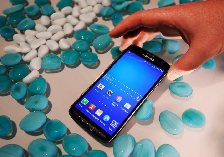 Hasta ahora, los tel&eacute;fonos y dispositivos que operaban con Android ofrec&iacute;an la posibilidad de encriptaci&oacute;n, pero solo como una opci&oacute;n, de manera que eran muy pocos los usuarios que averiguaban c&oacute;mo activarla. (Foto: EFE/Archivo)