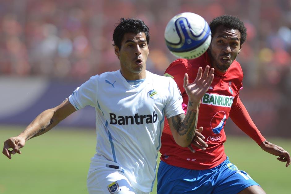 El cl&aacute;sico 278 decidir&aacute; si Comunicaciones gana por primera vez en el estadio de El Tr&eacute;bol y puede quedarse con el liderato del Clausura o si Municipal hace valer su condici&oacute;n de local y empata en puntos a los cremas. (Foto: Nuestro Diario)