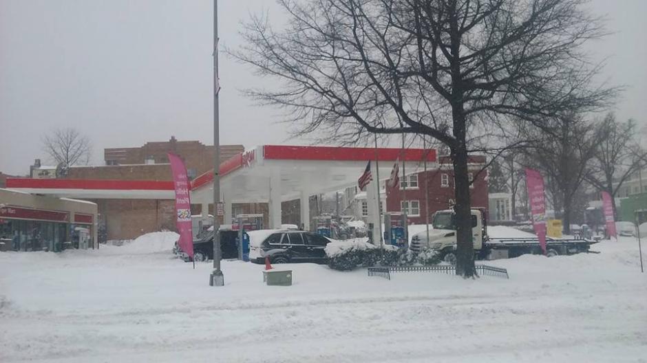 La megatormenta de nieve denominada "Jonas", afecta la costa atl&aacute;ntica de los Estados Unidos. (Foto: Facebook/Conie Reynoso)