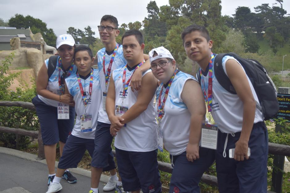 Los atletas pasaron su día en Santa Bárbara, California previo a viajar a Los Ángeles para la inauguración de los juegos. (Foto: Giovanni Bautista/Soy502)