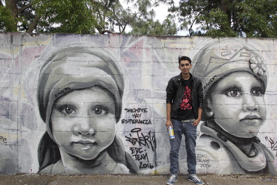 "Siempre hay esperanza" es un grito para que la sociedad note que existen muchos motivos por los qu&eacute; sonre&iacute;r. (Foto: Fredy Hern&aacute;ndez/Soy502)