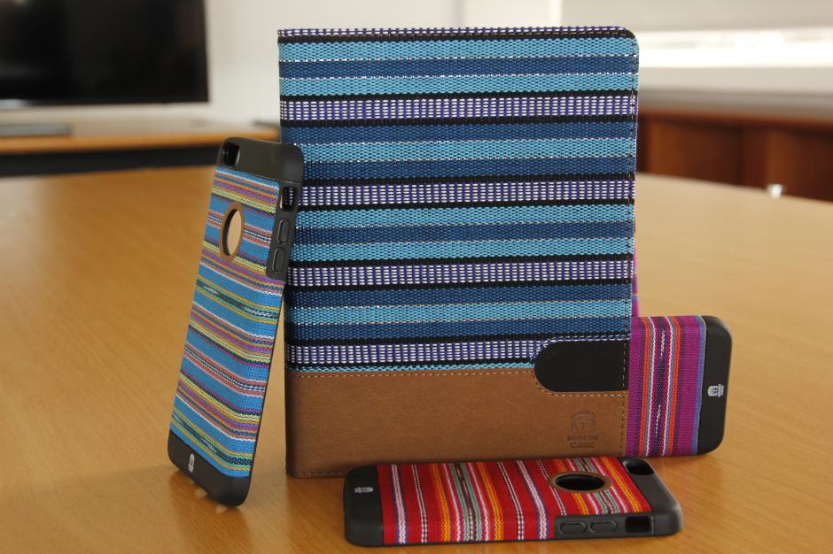 Los estuches de Mayan Case han trascendido fronteras y será uno de los productos que se expondrán en la Feria Internacional de Berlín en Septiembre. (Foto: Fredy Hernández/Soy502)&nbsp;