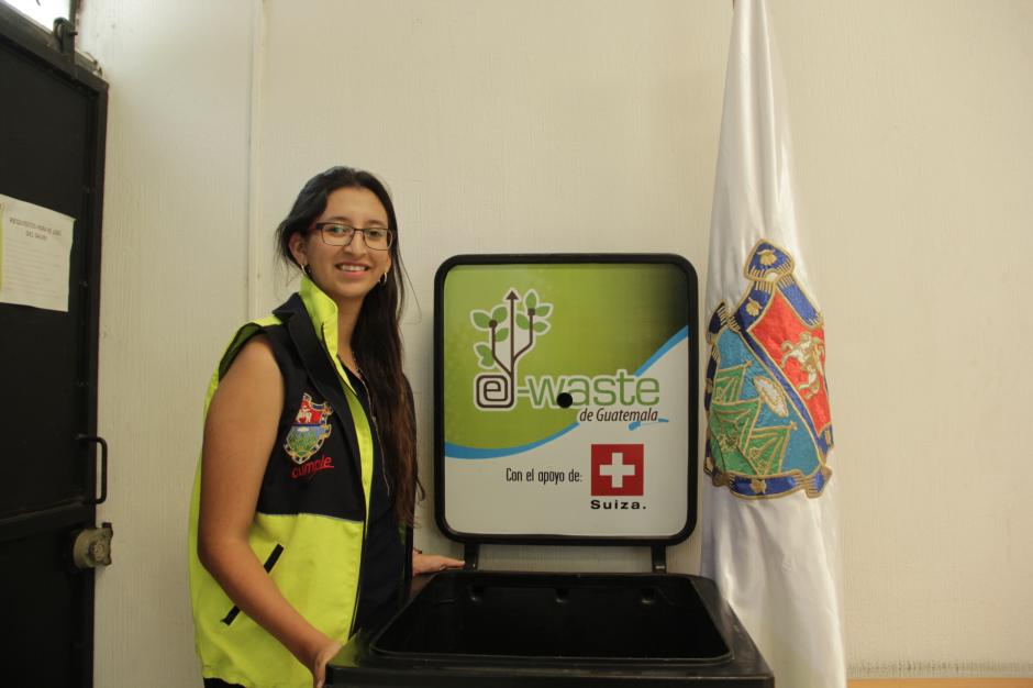 El Centro de Educaci&oacute;n Ambiental promueve el reciclaje de desechos electr&oacute;nicos en la ciudad capital. (Foto: Fredy Hern&aacute;ndez/Soy502)