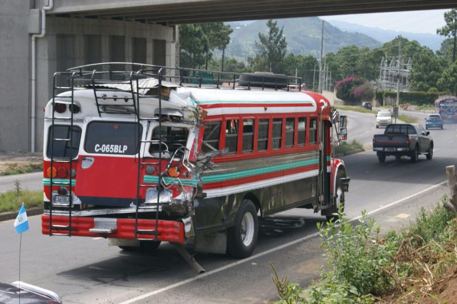 Dos autobuses chocaron en la ruta Interamericana, (Foto: Bomberos Municipales Departamentales)