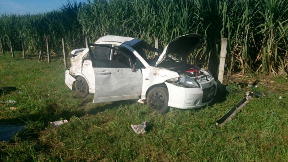 Al menos 10 personas resultaron heridas en un accidente de tr&aacute;nsito en la autopista Pal&iacute;n, Escuintla. (Foto: @Provial)