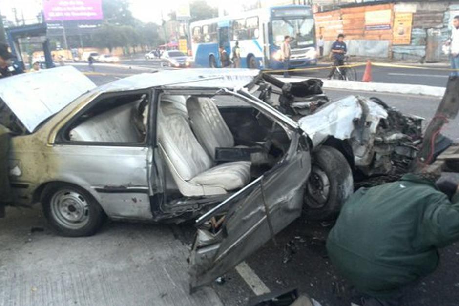 A partir de las 7 la ma&ntilde;ana el veh&iacute;culo fue retirado del lugar y el tr&aacute;nsito volvi&oacute; a fluir con normalidad. (Foto: Dalia Santos/PNC)