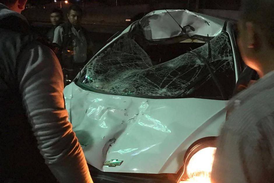 As&iacute; qued&oacute; el carro luego del accidente. (Foto: Pampichi News)