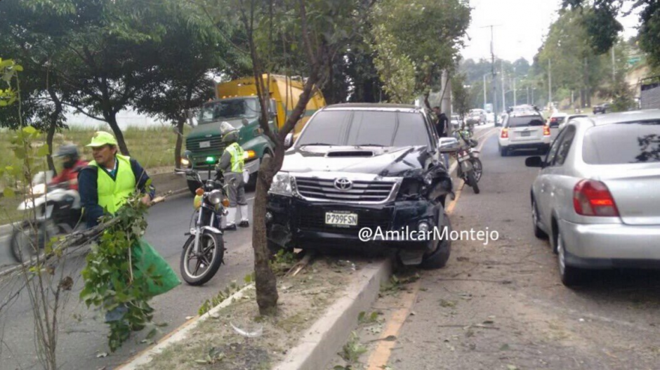 Uno de los accidentes tuvo lugar sobre la calzada La Paz. (Foto: Twiitter/@Amilcar Montejo)