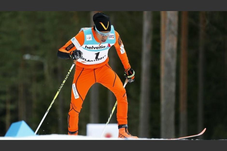 Adri&aacute;n Solano demostr&oacute; en el Mundial de Esqu&iacute; que no es habilidoso para practicar ese deporte. (Foto: R&eacute;cord)