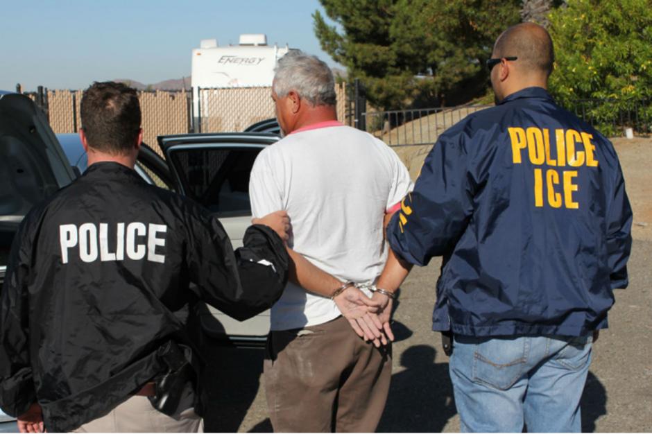 Este fin de semana EE.UU. realizó operativos a nivel nacional y capturaron a 121 migrantes que serán deportados en los próximos días. (Foto: Vivelohoy)